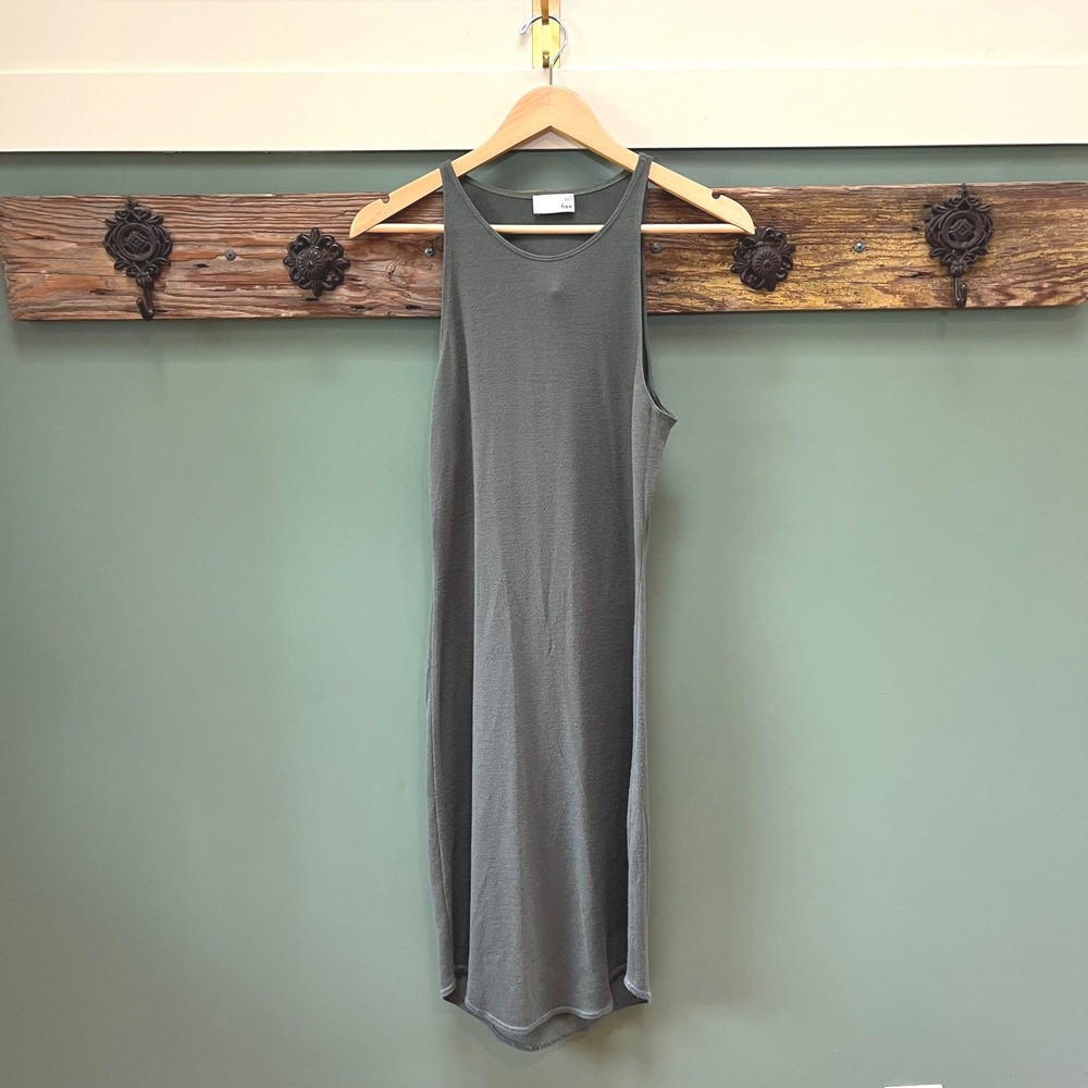 Wilfred Free Aritzia Olive Green Sleeveless Knit High Neck Mini Dress‎ Size M